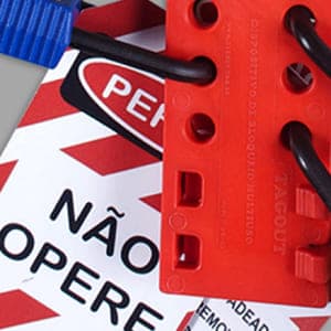 NR 12 – Controle de Energias Perigosas (Bloqueio e Etiquetagem)